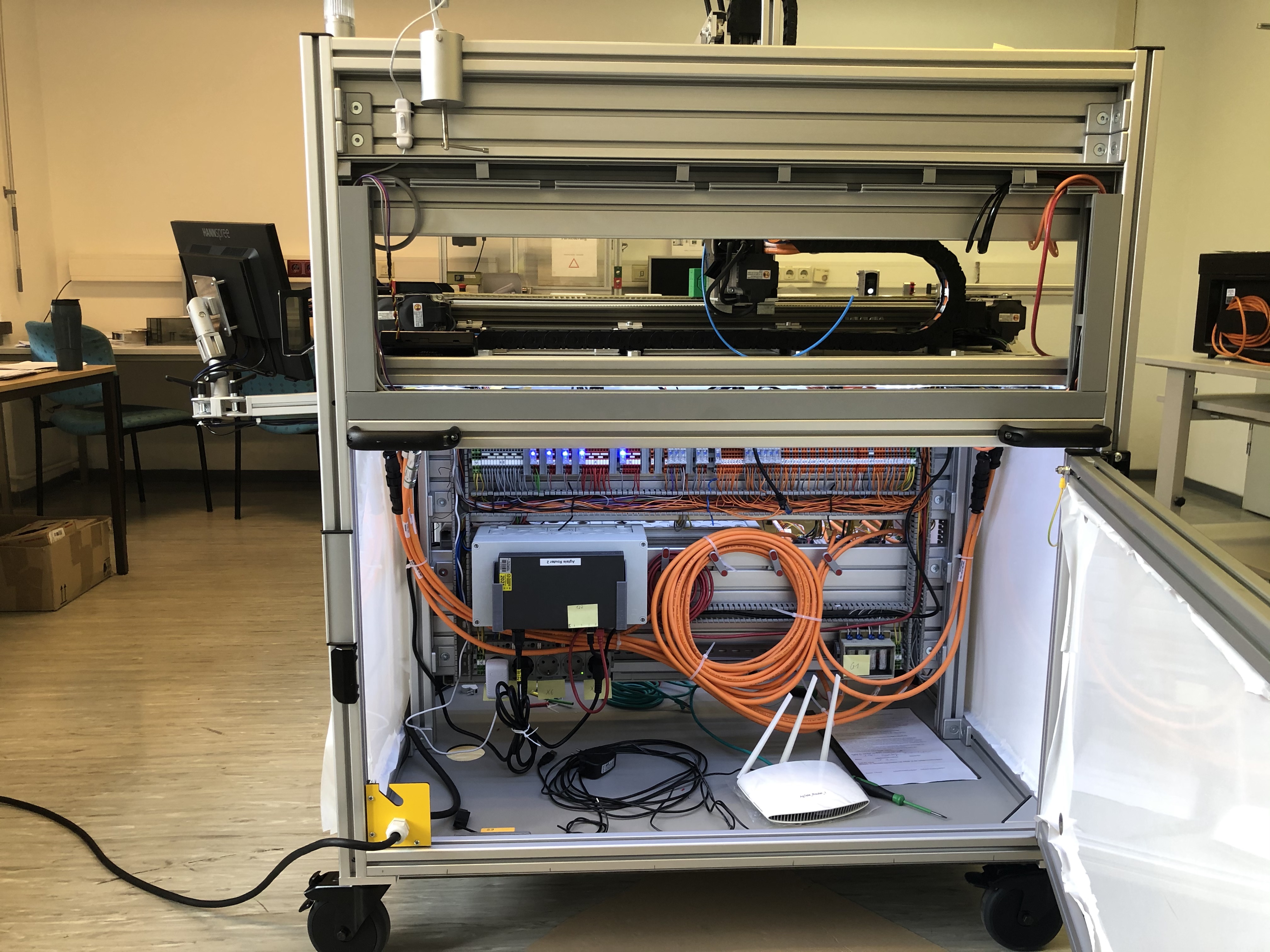 Erstversion der Verkabelung Rückseite.